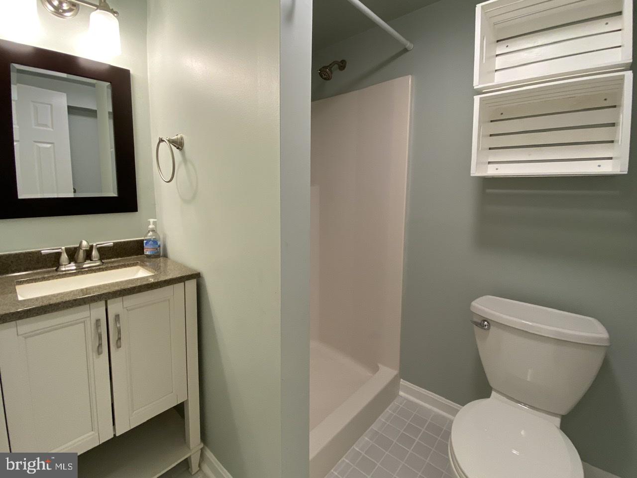 10964 Harpers Square Court Reston, VA 20191 - Photo 27 of 34 Lower level full bath
