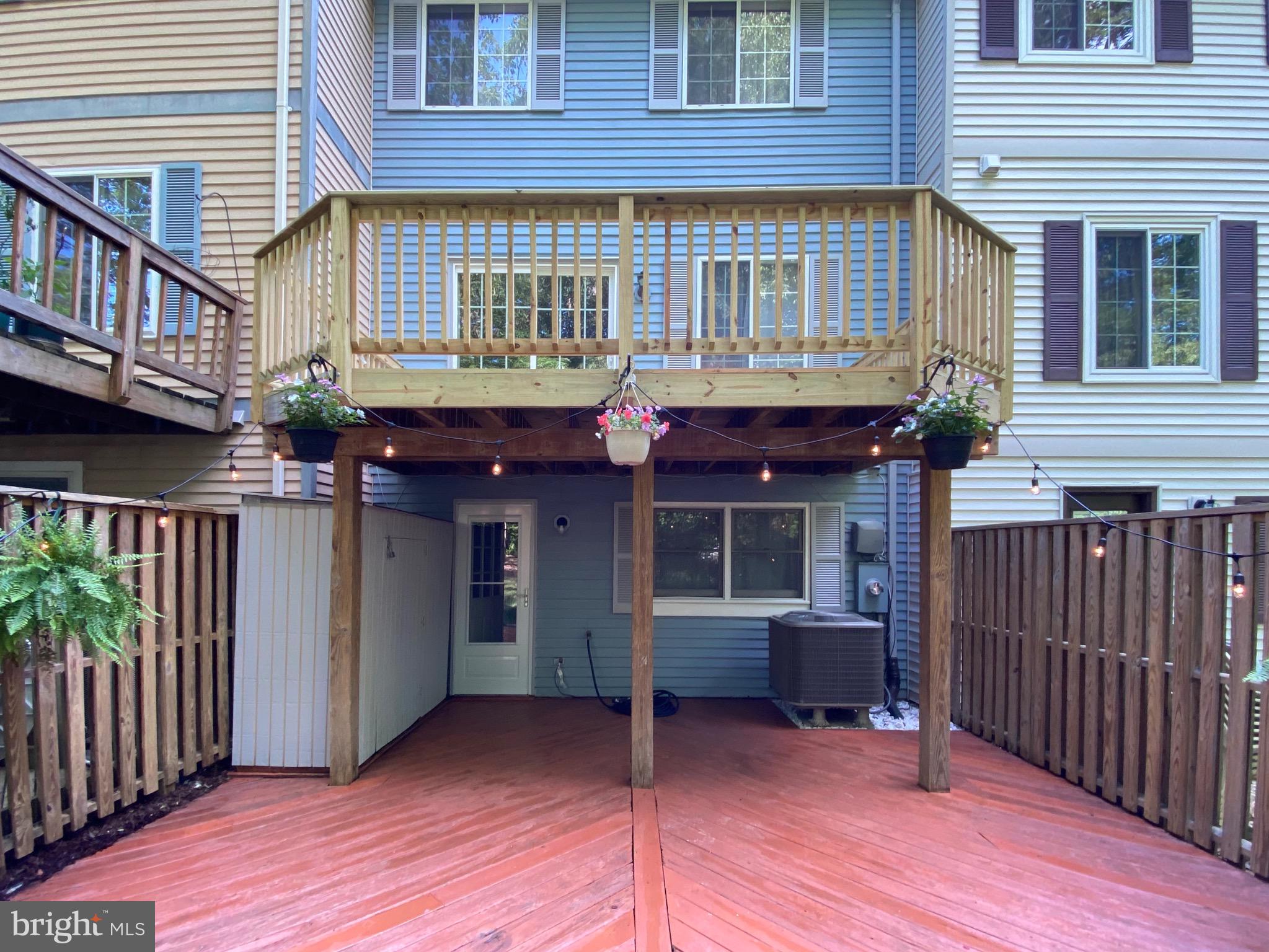 10964 Harpers Square Court Reston, VA 20191 - Photo 33 of 34 Gallery Image 33