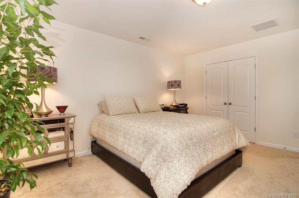 10837 Greenhead View Road, Unit 72 Charlotte, NC 28262 - Photo 20 of 24 Gallery Image 20