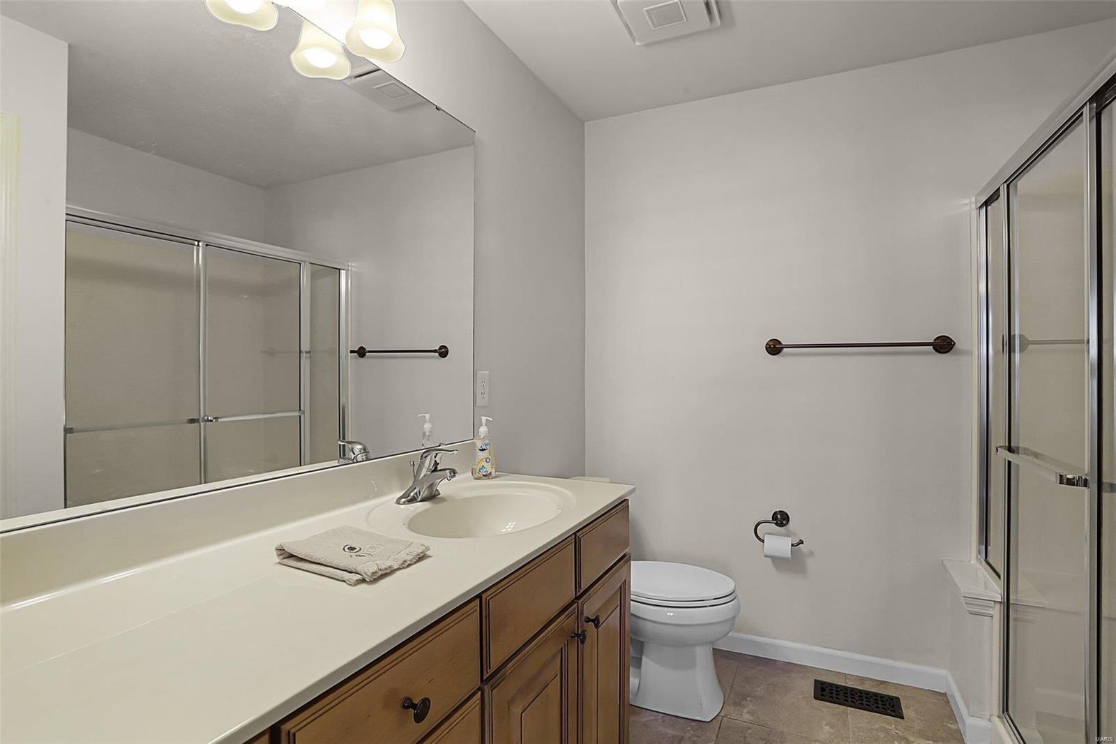 203 Belmonte Circle O'Fallon, MO 63368 - Photo 14 of 28