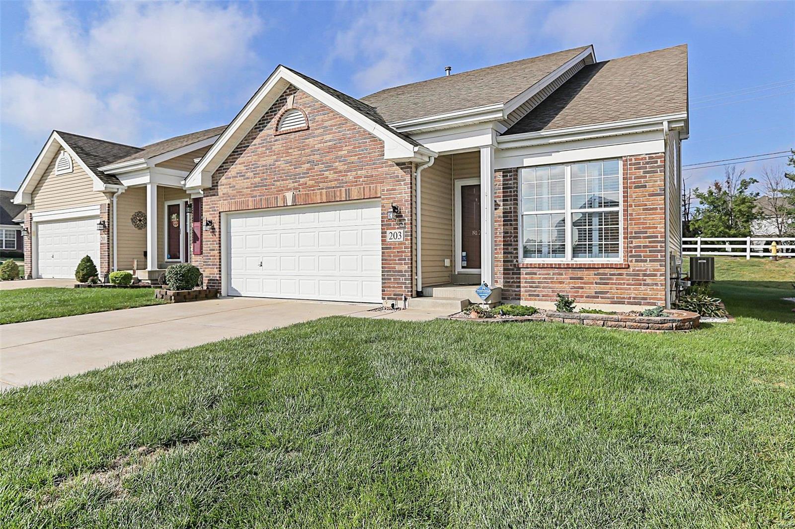 203 Belmonte Circle O'Fallon, MO 63368 - Photo 2 of 28