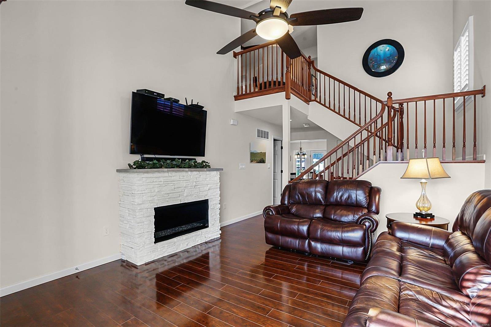 203 Belmonte Circle O'Fallon, MO 63368 - Photo 3 of 28