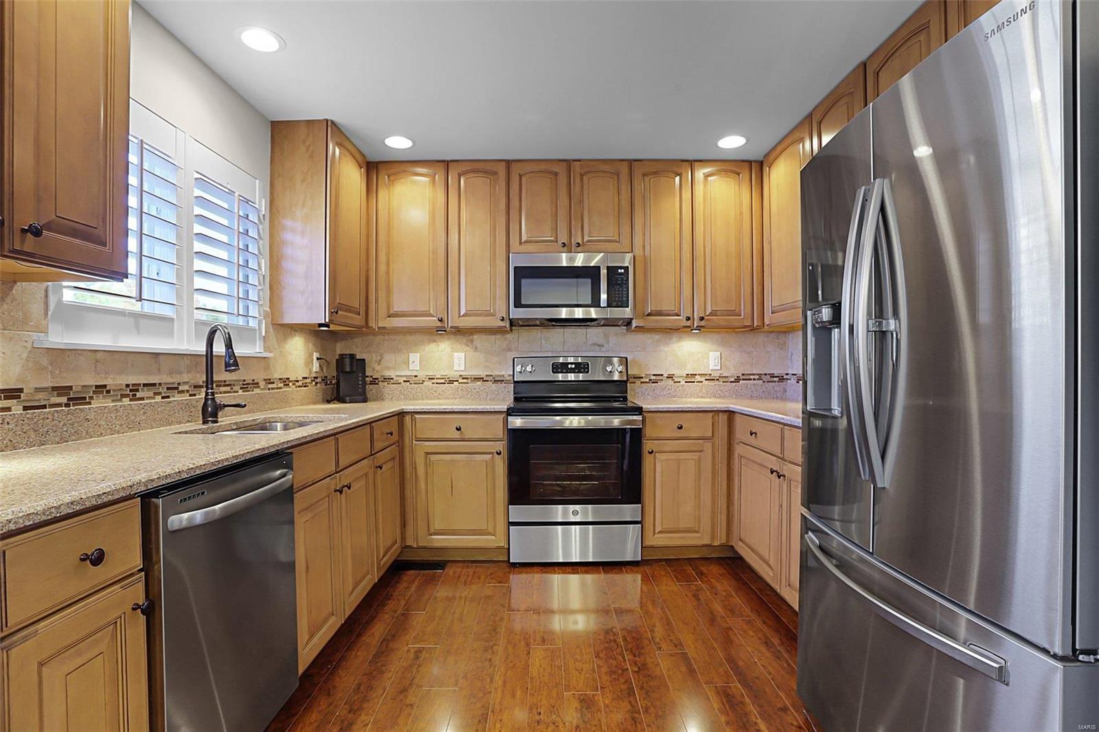 203 Belmonte Circle O'Fallon, MO 63368 - Photo 8 of 28