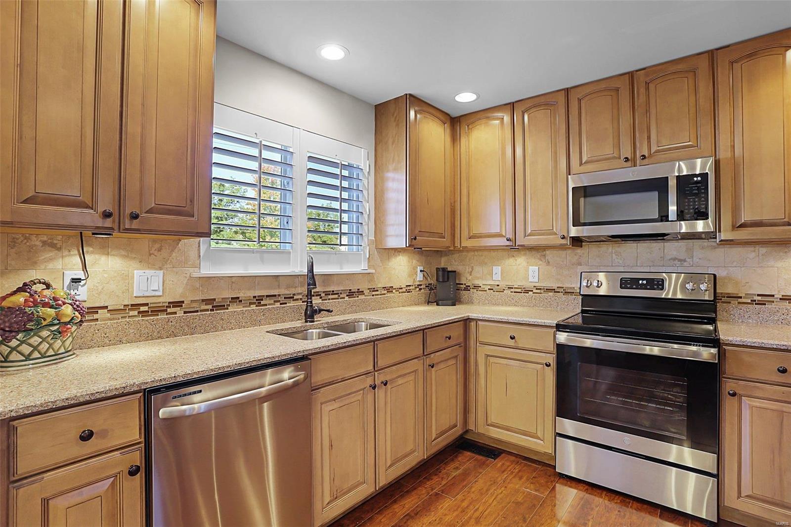 203 Belmonte Circle O'Fallon, MO 63368 - Photo 9 of 28