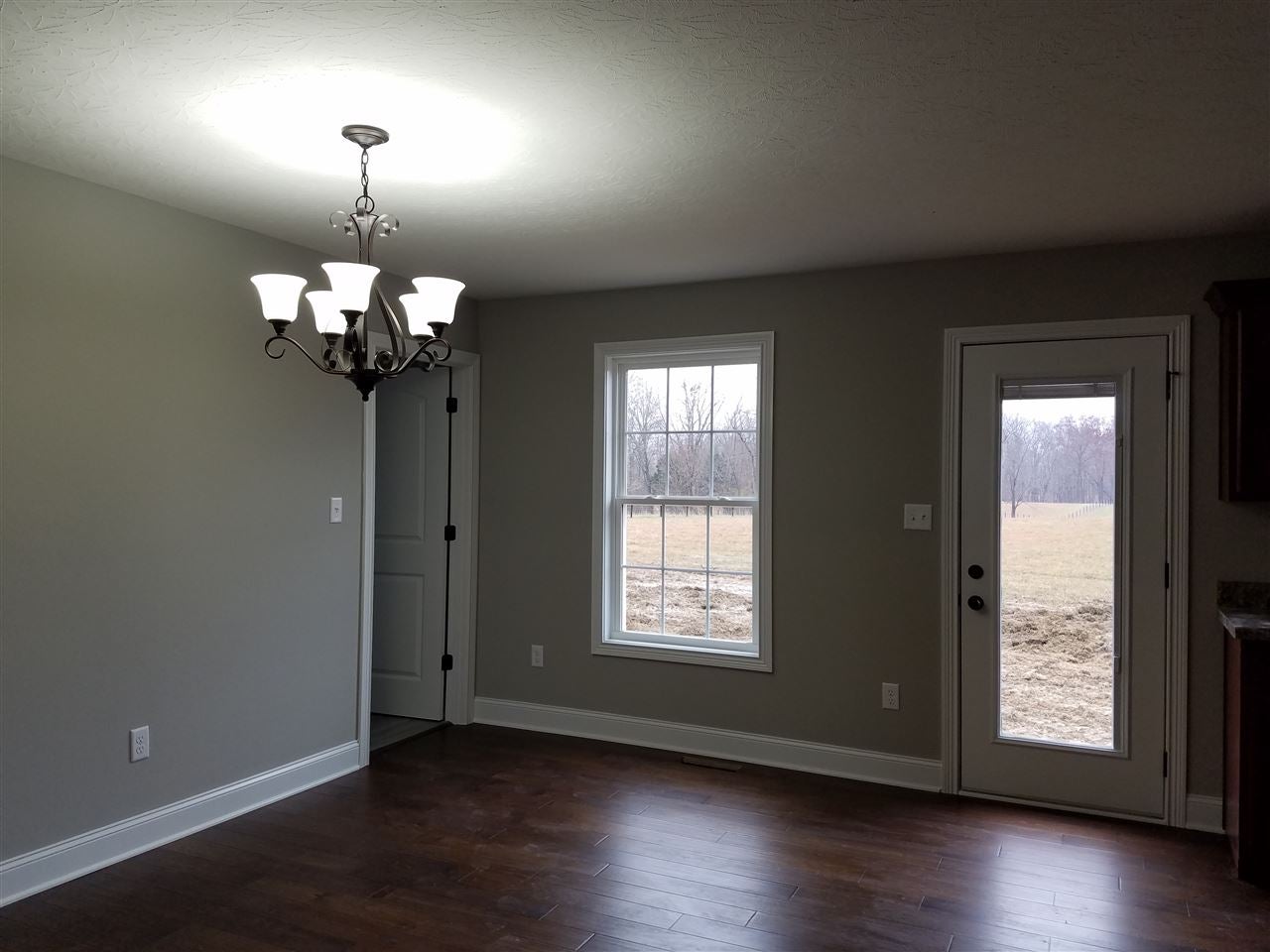 4715 Girkin Road Bowling Green, KY 42101 - Photo 7 of 13 Gallery Image 7