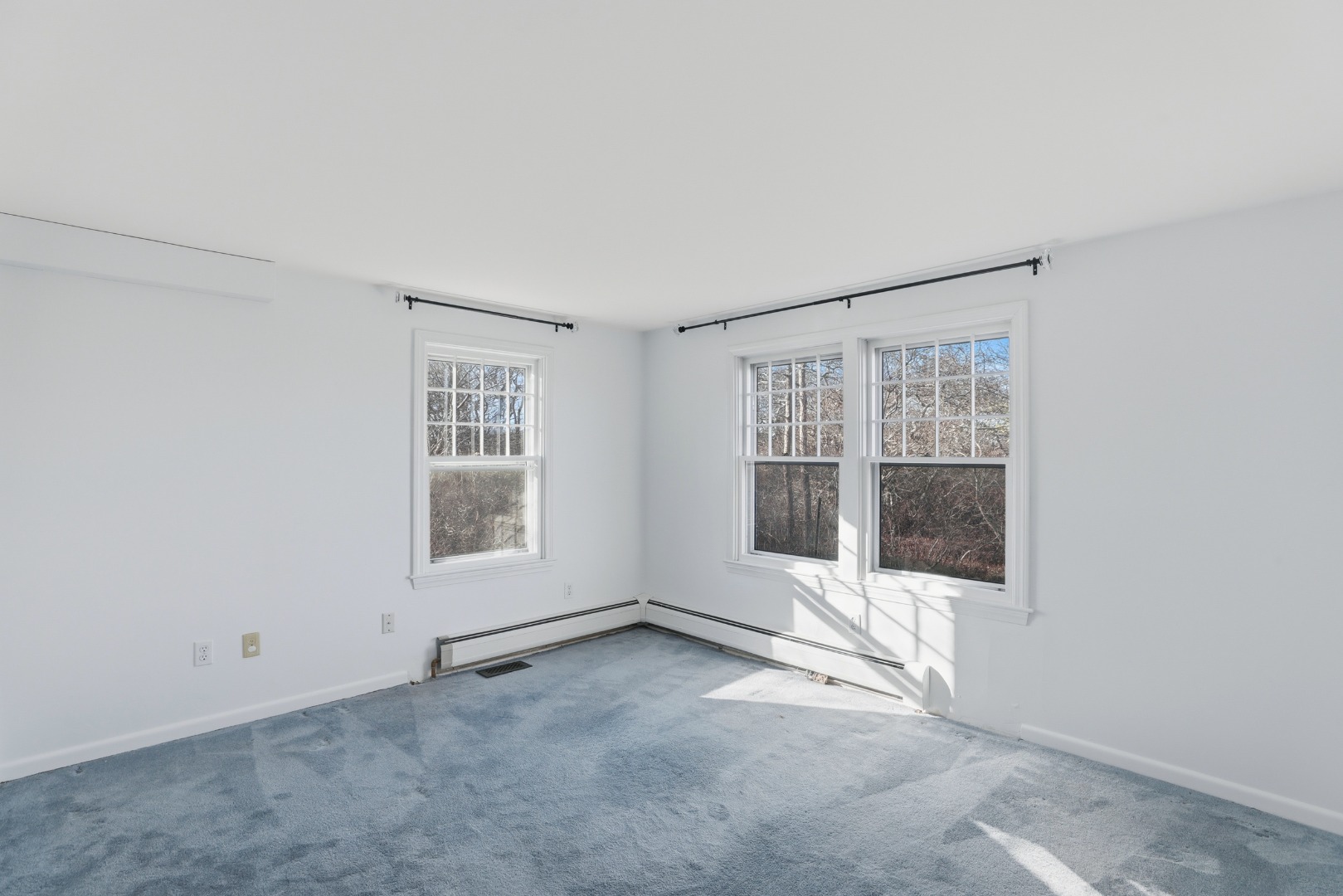 31 Flintlock Road Nantucket, MA 02554 - Photo 17 of 23 a view of an empty room with a window