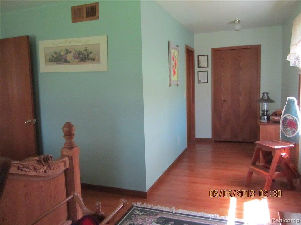 4450 Dutcher Road Howell, MI 48843 - Photo 13 of 25 First floor bedroom 2.JPG