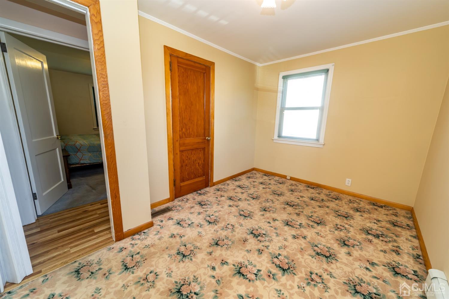 142 Weiss Terrace Raritan, NJ 08869 - Photo 15 of 29 a view of empty room
