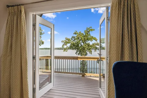 $2,099,000 | 220 Waterview Drive, Hendersonville, TN 37075