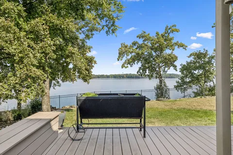 $2,099,000 | 220 Waterview Drive, Hendersonville, TN 37075