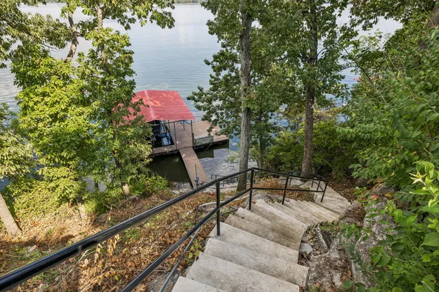 $2,099,000 | 220 Waterview Drive, Hendersonville, TN 37075