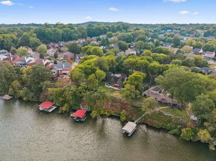 $2,099,000 | 220 Waterview Drive, Hendersonville, TN 37075