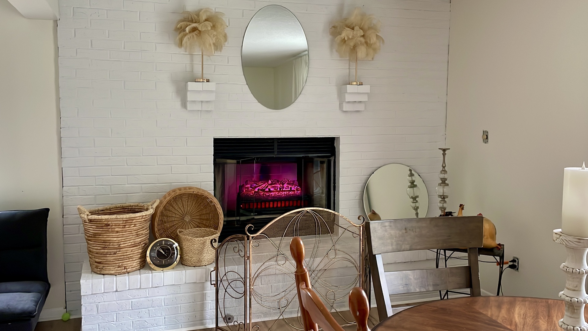120 Grandin Road Morris, IL 60450 - Photo 17 of 28 a front view of a livingroom with furniture