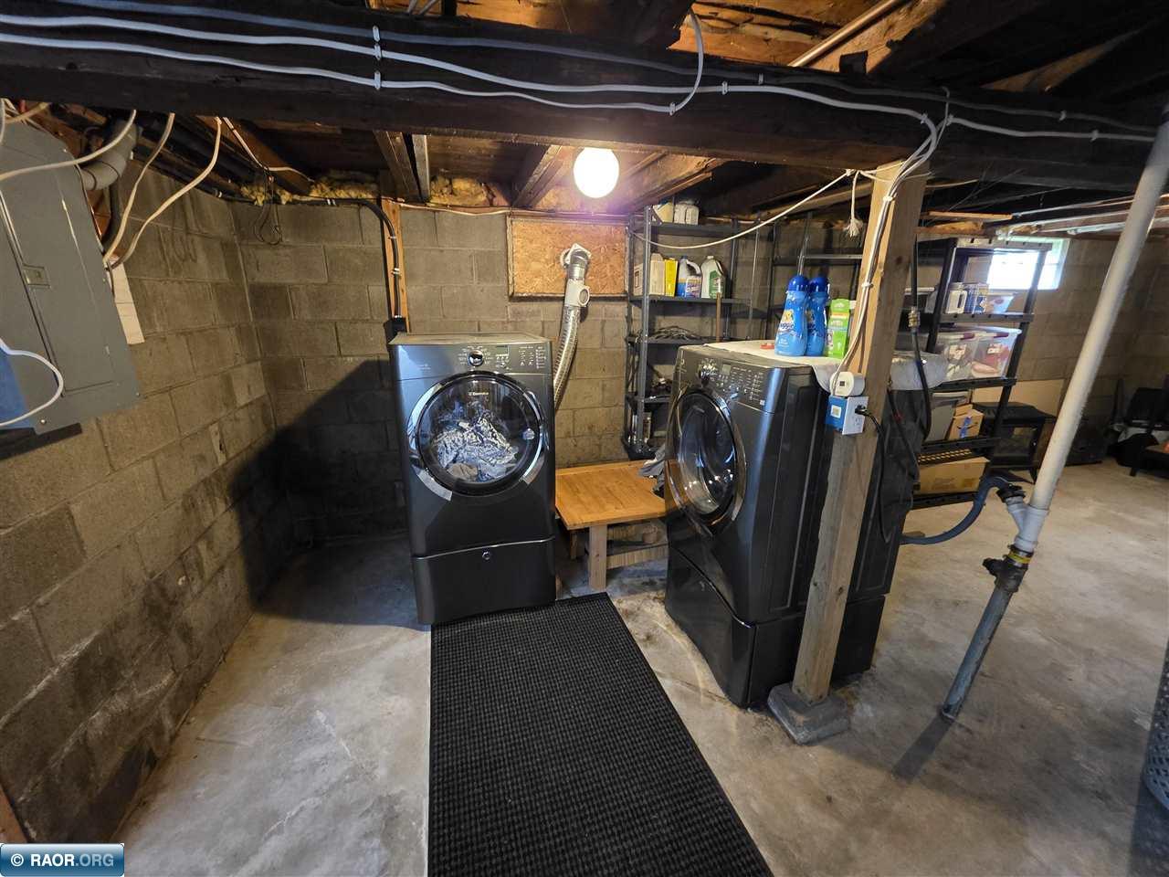401 Roberts Street Buhl, MN 55713 - Photo 27 of 30 Gallery Image 27