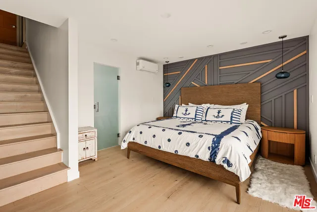 $1,700,000 | 11918 Whitewater Lane, Malibu, CA 90265