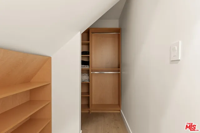 $1,700,000 | 11918 Whitewater Lane, Malibu, CA 90265