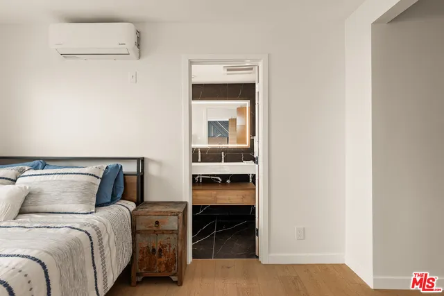 $1,700,000 | 11918 Whitewater Lane, Malibu, CA 90265