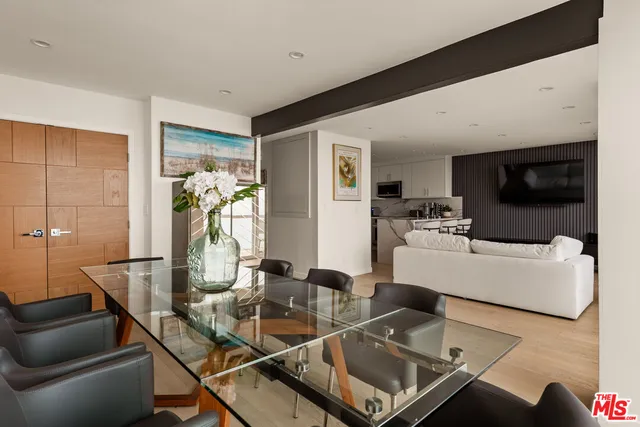 $1,700,000 | 11918 Whitewater Lane, Malibu, CA 90265