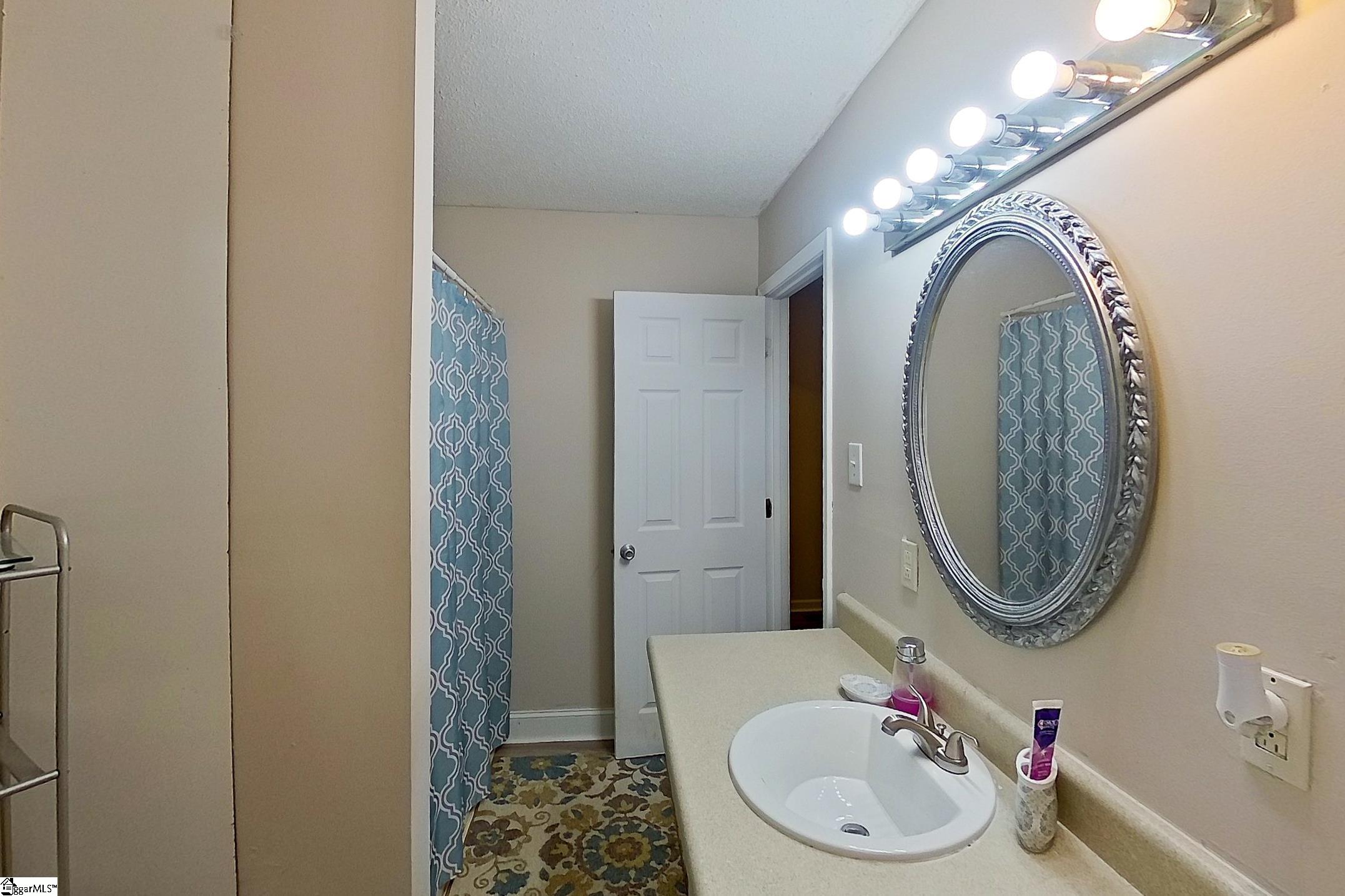 240 Arnold Road Woodruff, SC 29388 - Photo 15 of 18 Gallery Image 15