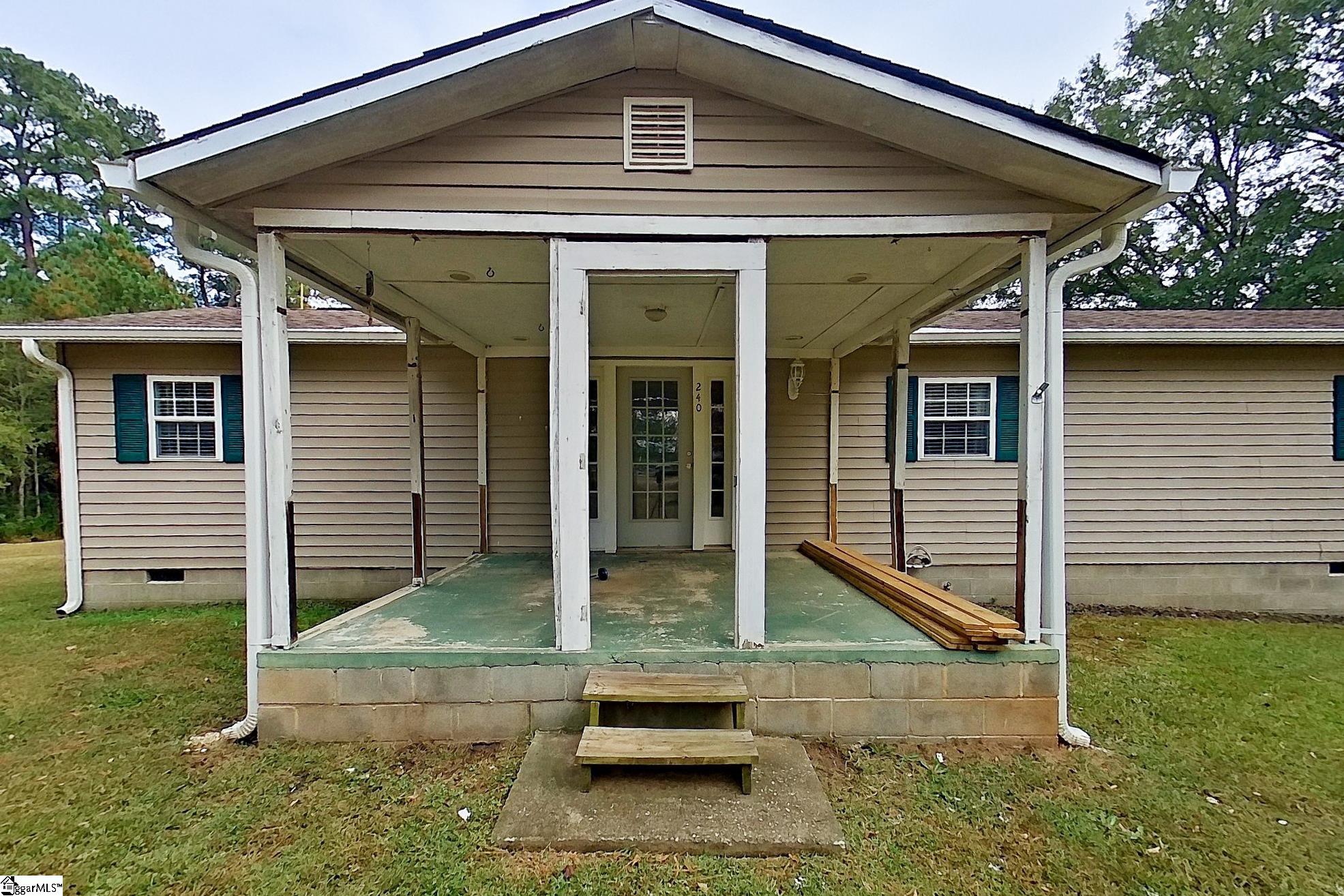 240 Arnold Road Woodruff, SC 29388 - Photo 2 of 18 Gallery Image 2