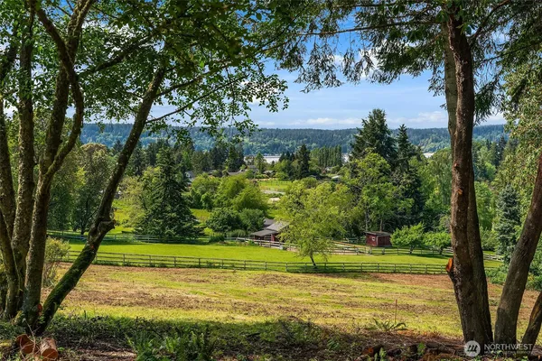 $394,000 | 9416 Southwest 266th Lane, Vashon, WA 98070