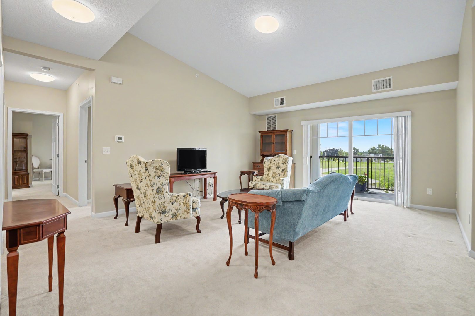 2592 Middle Road, Unit 318 Bettendorf, IA 52722 - Photo 15 of 24