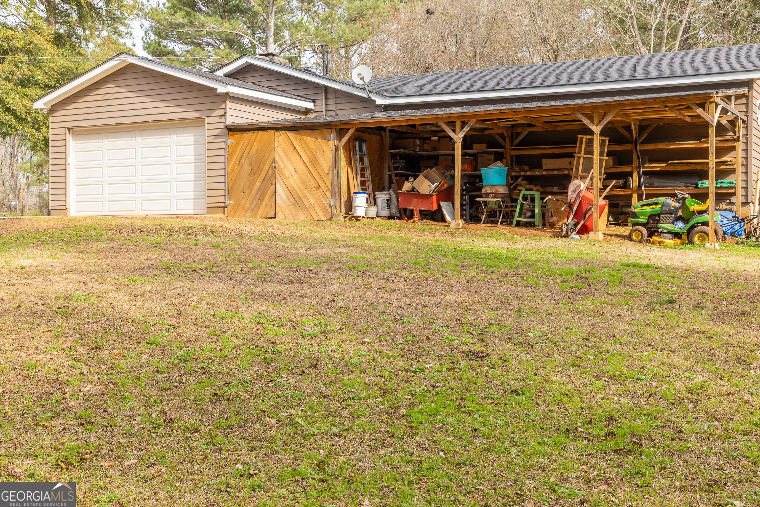 202 Daniel Road Thomaston, GA 30286 - Photo 53 of 112 a view of a chairs and table in front of the house