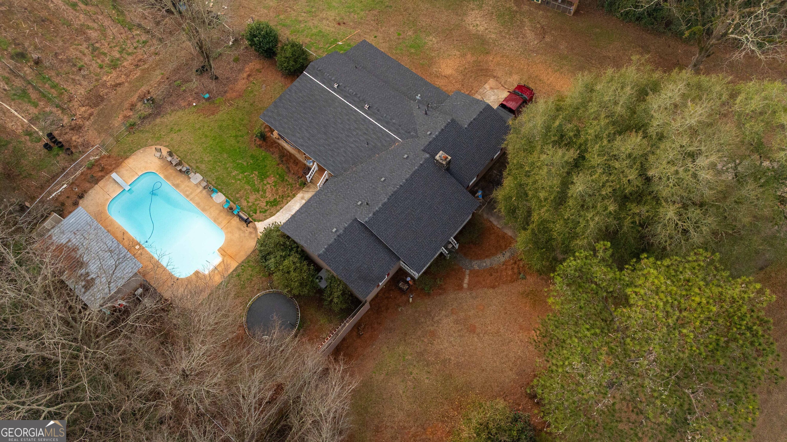 202 Daniel Road Thomaston, GA 30286 - Photo 95 of 112 an aerial view of a house with a yard