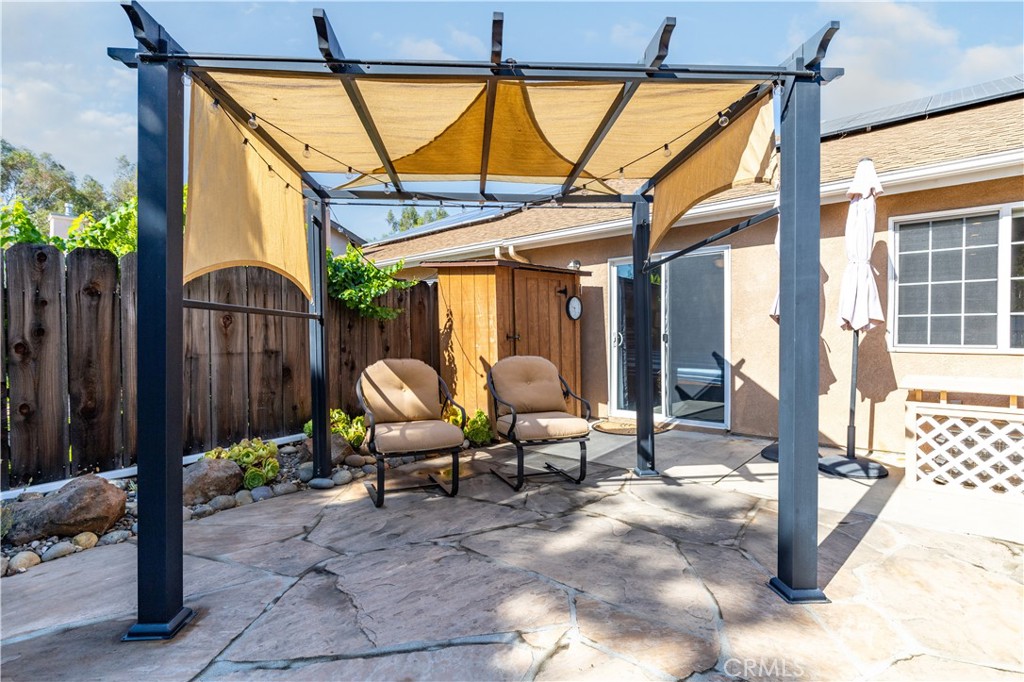 408 Turtle Creek Road Paso Robles, CA 93446 - Photo 29 of 35 a view of a two chairs in the patio
