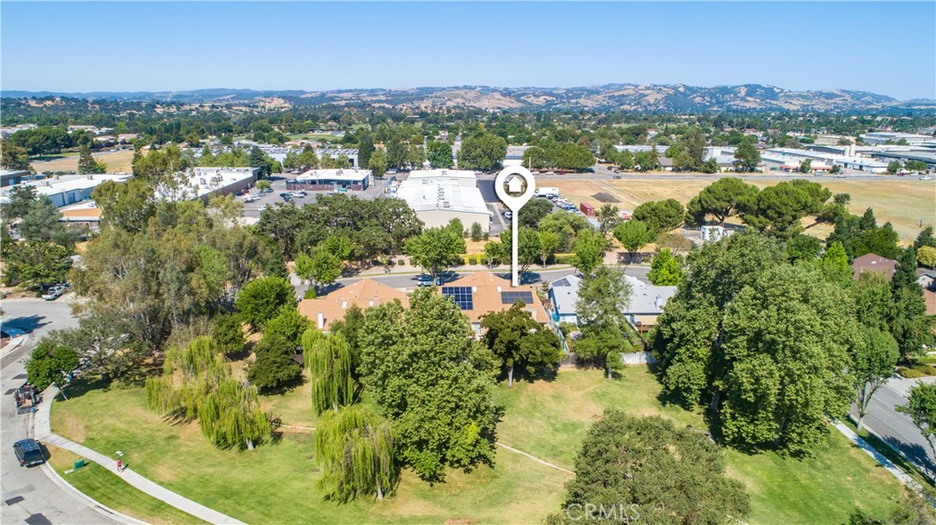 408 Turtle Creek Road Paso Robles, CA 93446 - Photo 34 of 35 a view of a city with garden