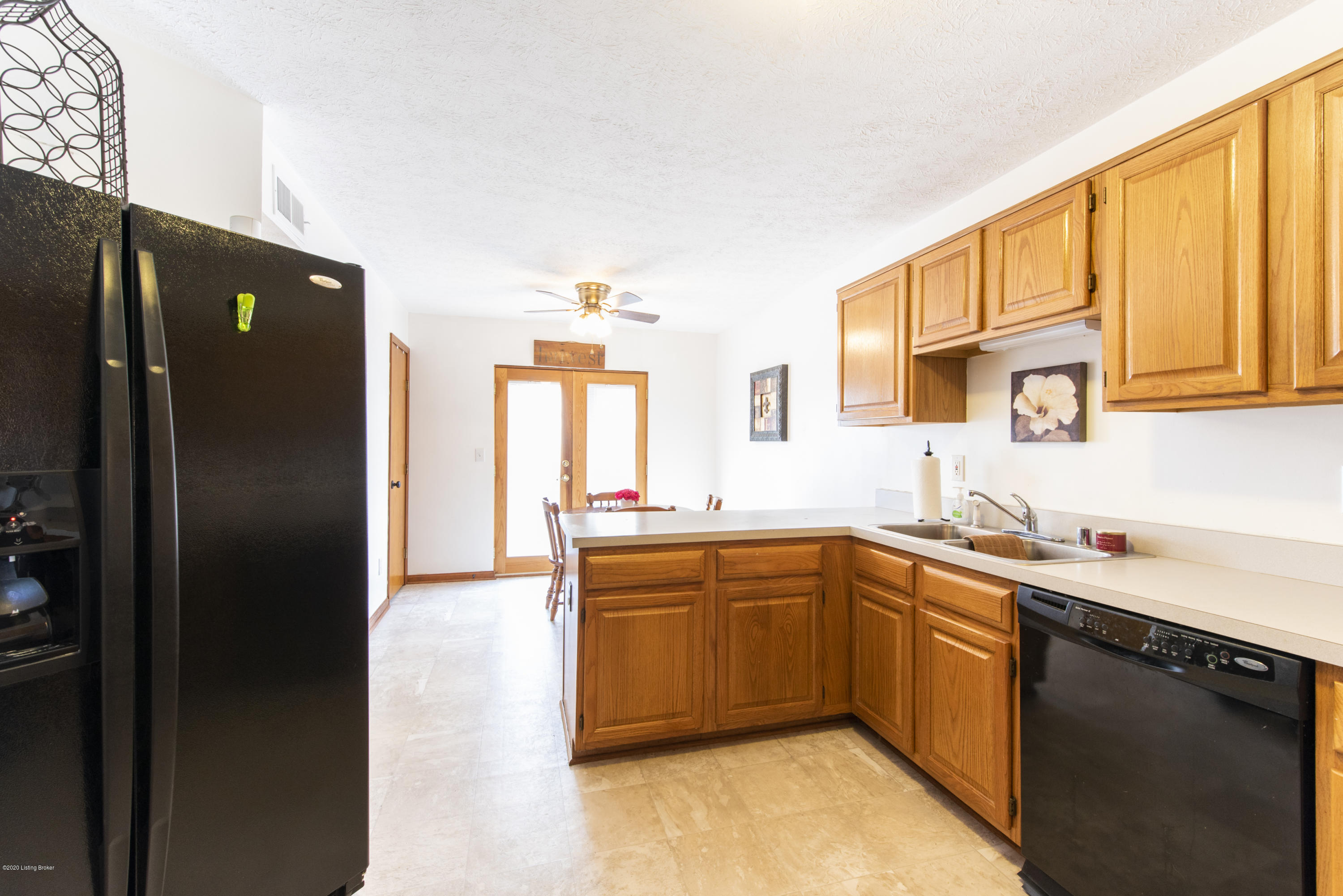 10412 Bayport Road Louisville, KY 40299 - Photo 7 of 30 5708