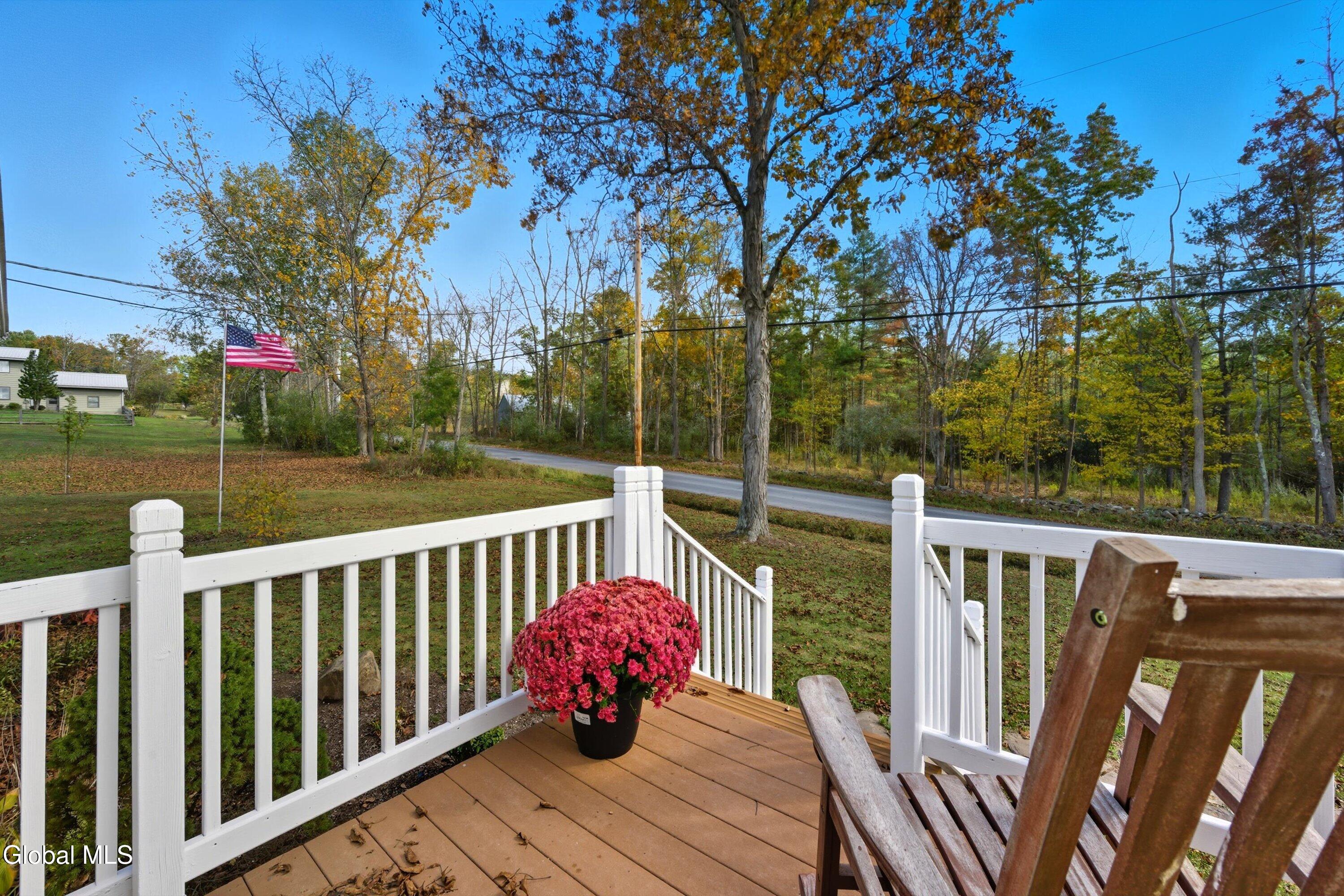 812 Mackey Road Durham, NY 12423 - Photo 3 of 27 03-812_Mackey_Rd_009