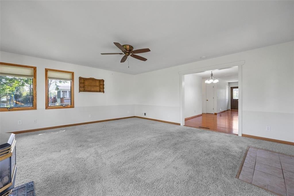 120 Brougham Road Robins, IA 52328 - Photo 15 of 34 Gallery Image 15
