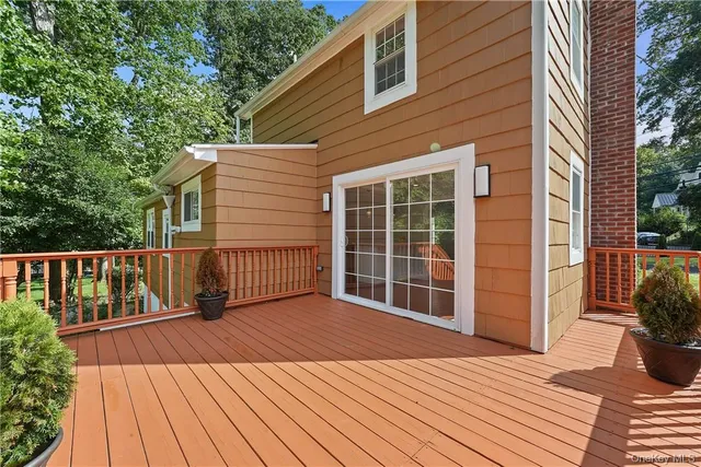 $689,000 | 58 Whippoorwill Road East, Armonk, NY 10504