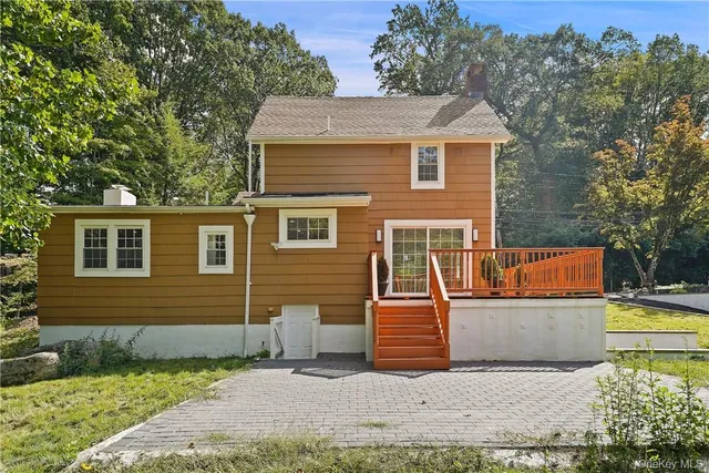 $689,000 | 58 Whippoorwill Road East, Armonk, NY 10504