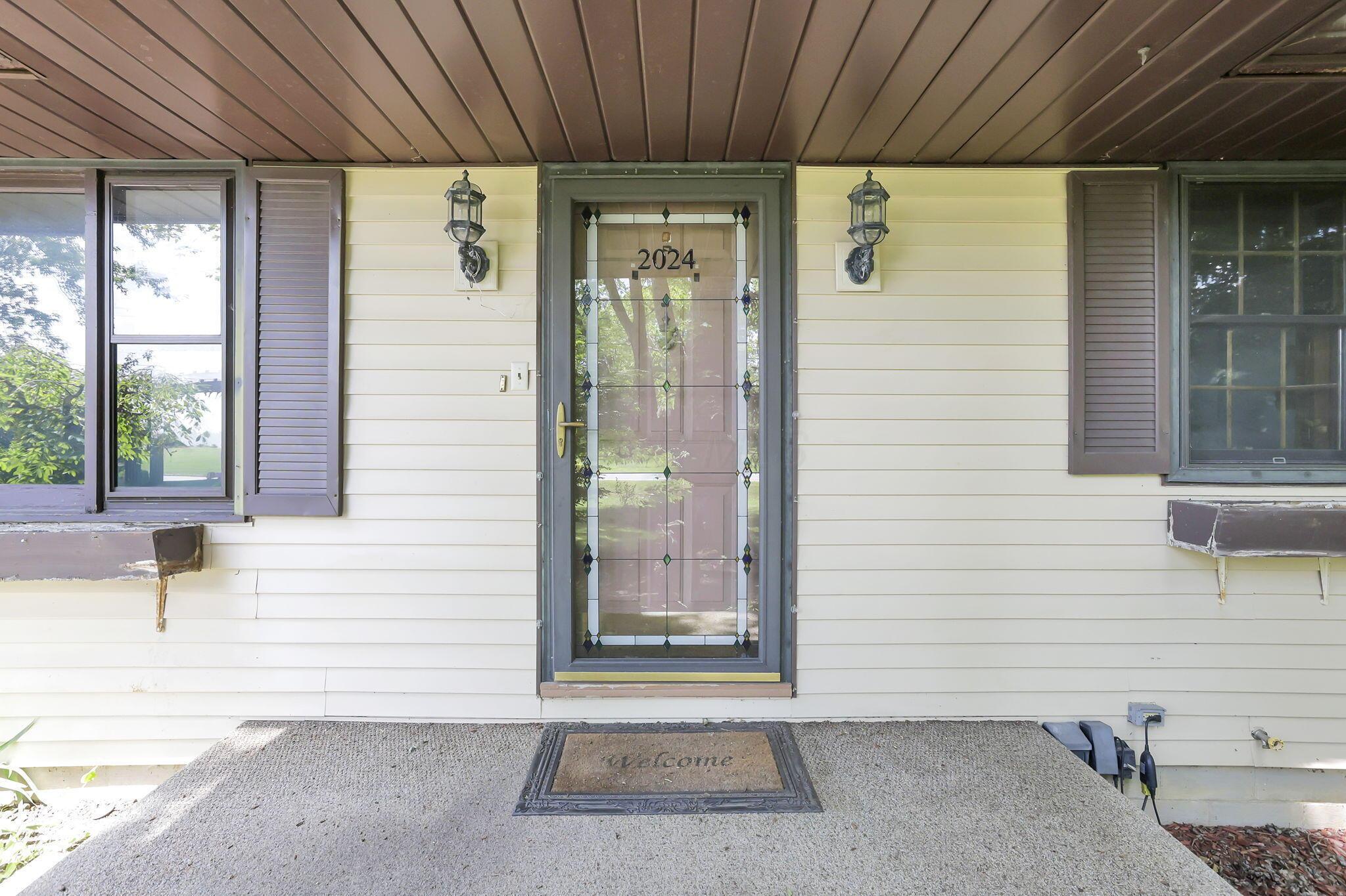 2024 Owens Road West Marion, OH 43302 - Photo 4 of 39 4-web-or-mls-4E7A4501