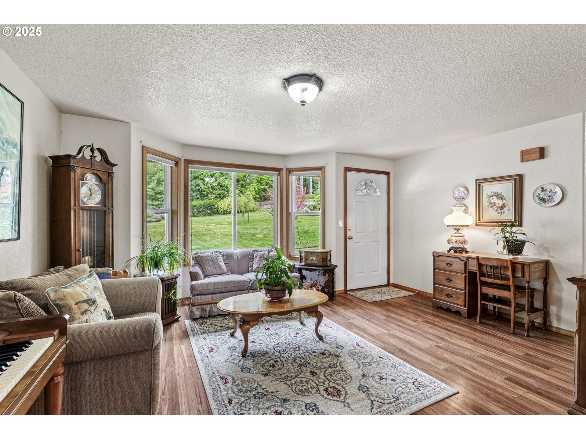 860 Sandy Bend Road Castle Rock, WA 98611 - Photo 11 of 32 Gallery Image 11