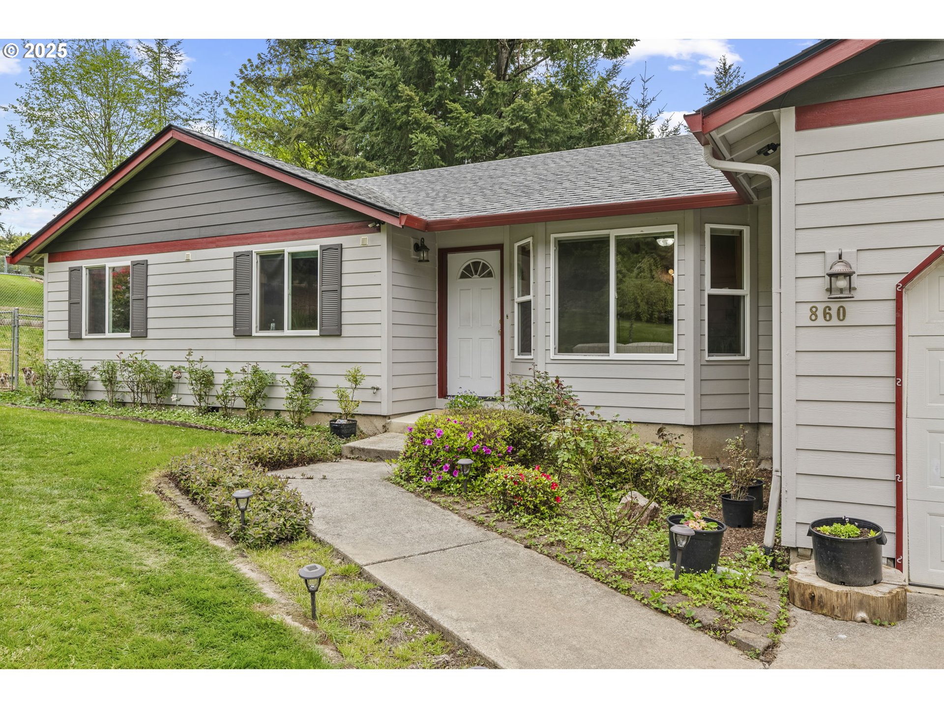 860 Sandy Bend Road Castle Rock, WA 98611 - Photo 4 of 32 Gallery Image 4