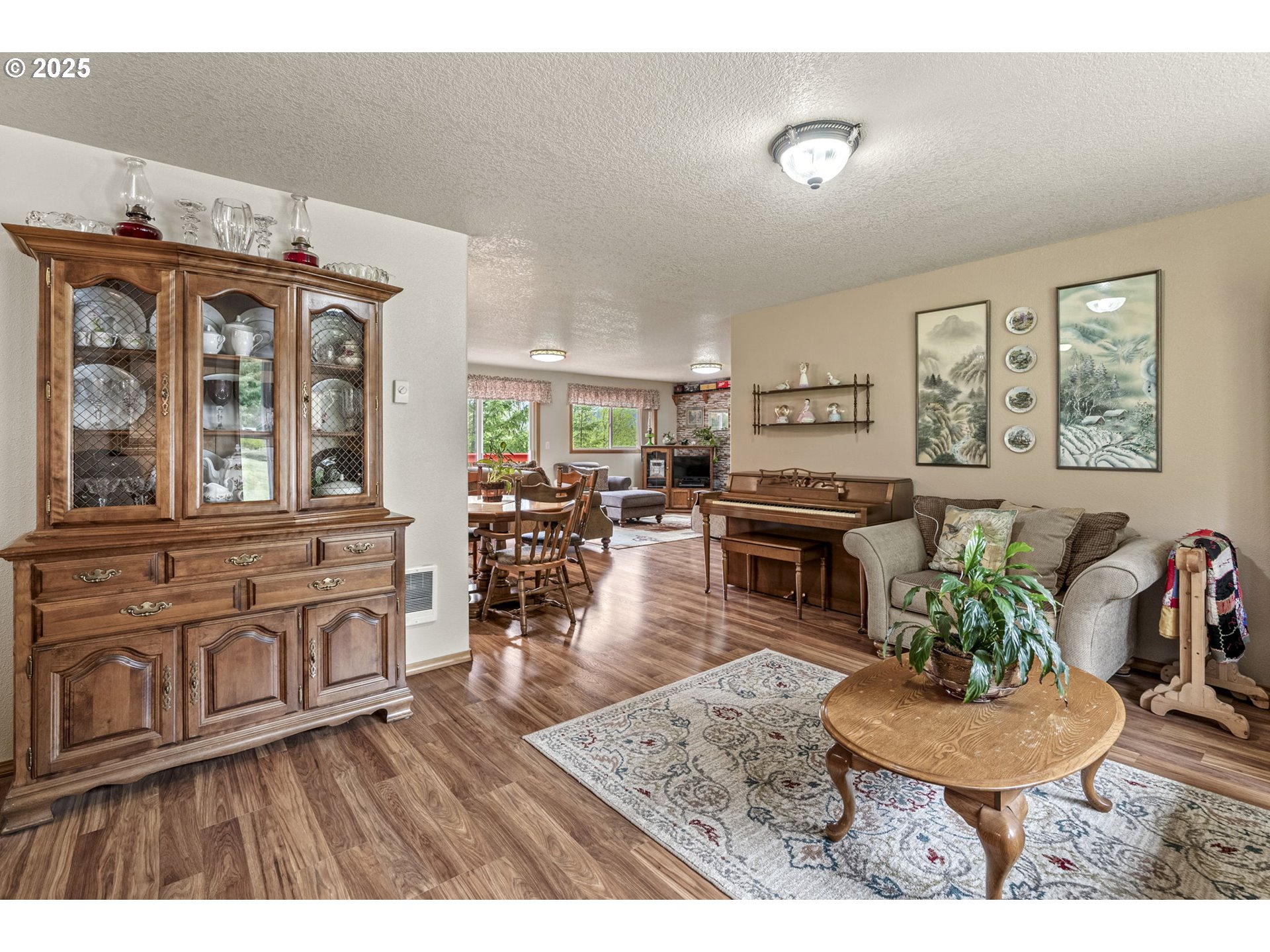 860 Sandy Bend Road Castle Rock, WA 98611 - Photo 6 of 32 Gallery Image 6