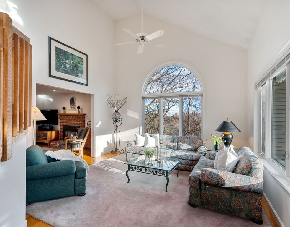 43 Sudbury Road Ashland, MA 01721 - Photo 5 of 42 Gallery Image 5