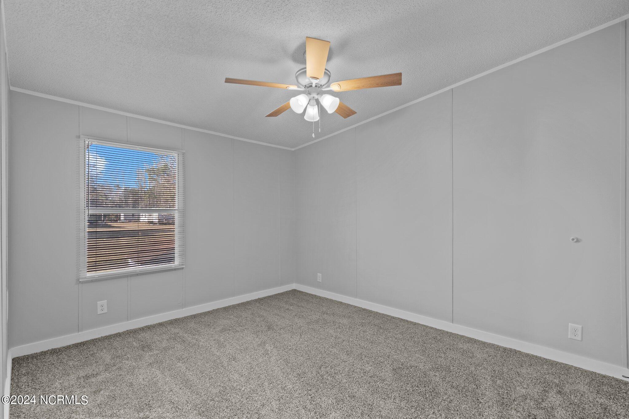 239 Bermuda Drive Hampstead, NC 28443 - Photo 27 of 60 24-web-or-mls-DSC01340