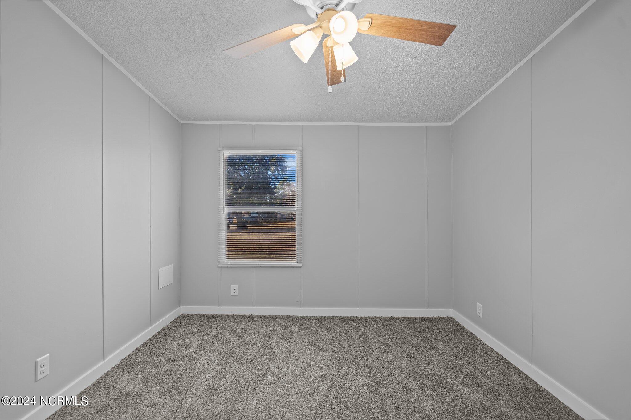 239 Bermuda Drive Hampstead, NC 28443 - Photo 34 of 60 31-web-or-mls-DSC01361