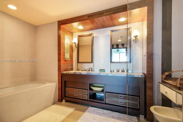 $10,000 | 6799 Collins Avenue, Unit LPH04, Miami Beach, FL 33141