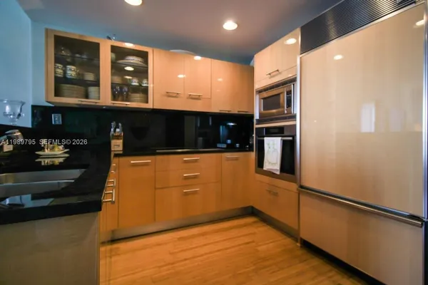 $10,000 | 6799 Collins Avenue, Unit LPH04, Miami Beach, FL 33141