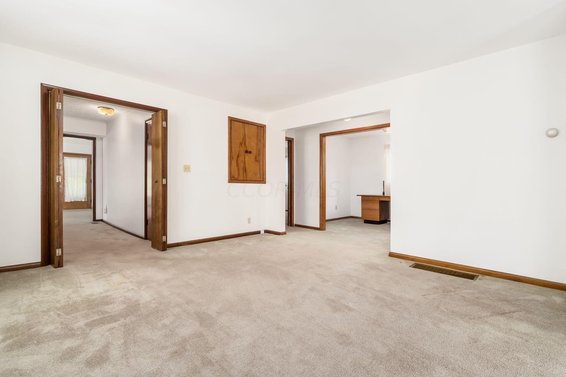 1088 Acton Road Columbus, OH 43224 - Photo 10 of 53 013_ Rd Columbus OH 43224 USA