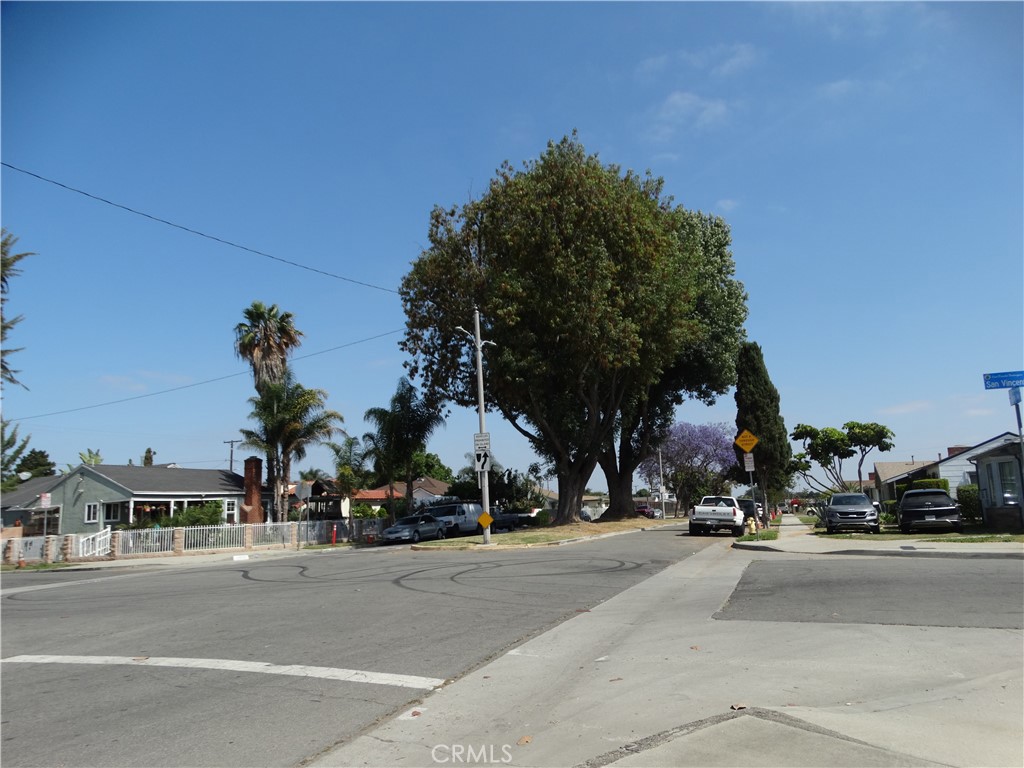 14708 South Frailey Avenue Compton, CA 90221 - Photo 11 of 26