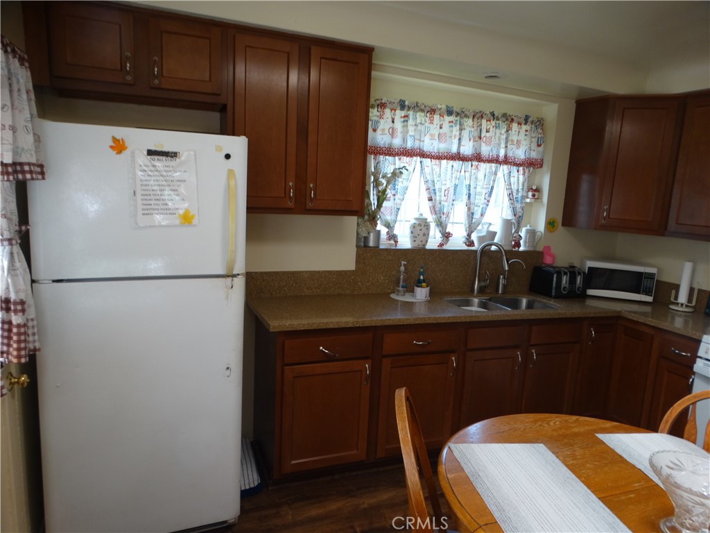 14708 South Frailey Avenue Compton, CA 90221 - Photo 24 of 26