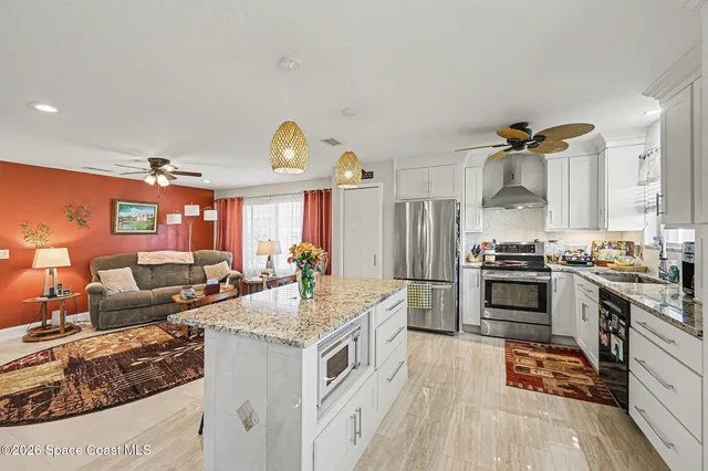 $428,000 | 1409 California Drive, Melbourne, FL 32940