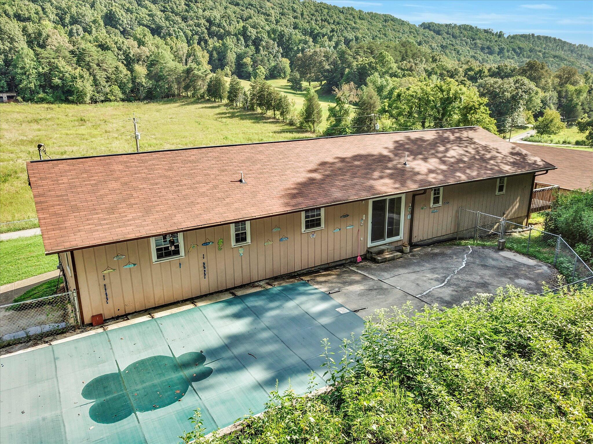 3716 Mutton Hollow Road Knoxville, TN 37920 - Photo 34 of 36 Afternoon pool party planning?