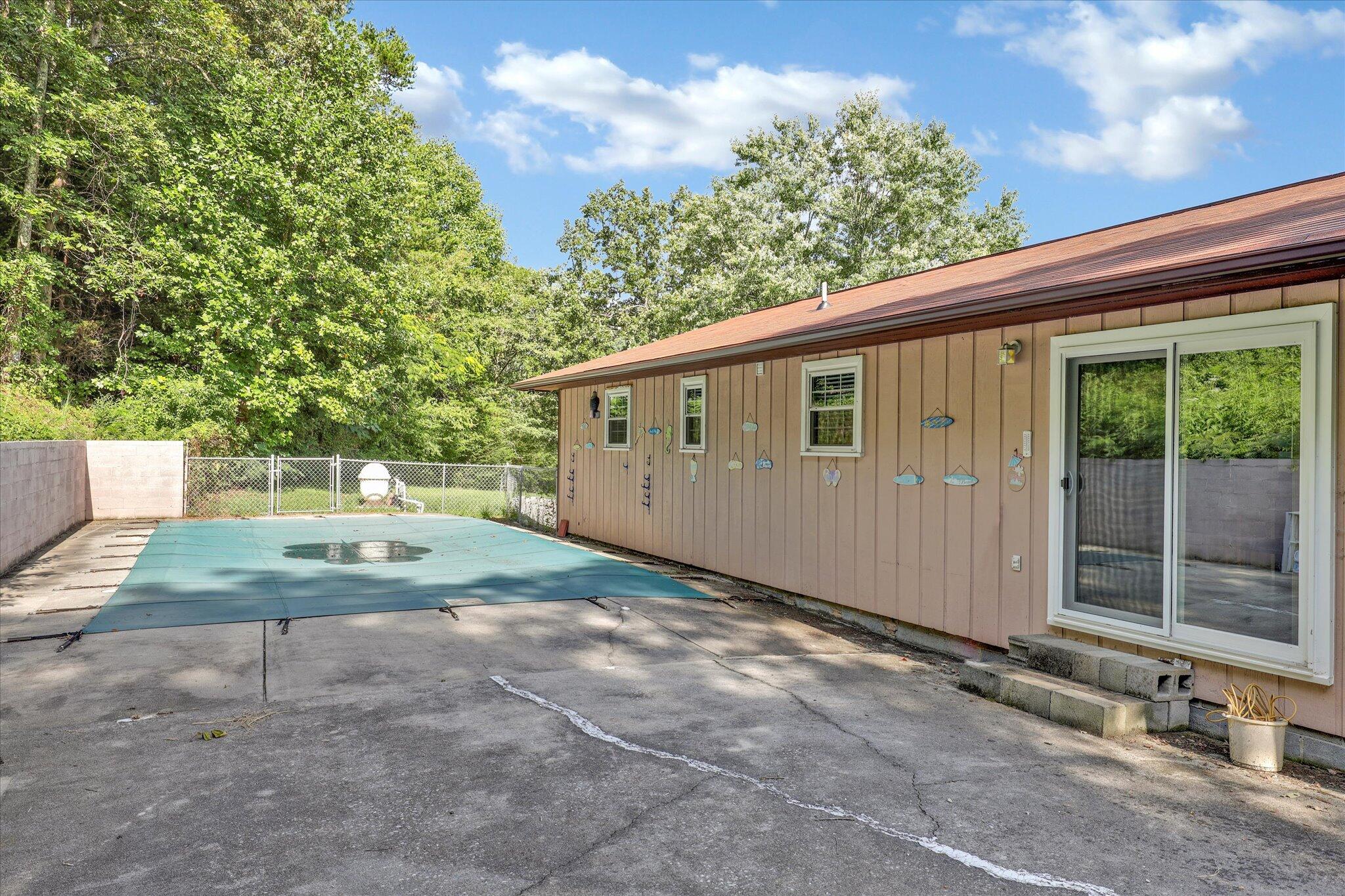 3716 Mutton Hollow Road Knoxville, TN 37920 - Photo 6 of 36 10-IMG_5782